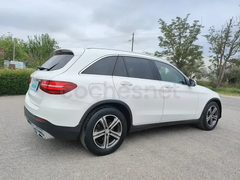 Usado Mercedes GLC220 170 CV (125 kW) 2016 Blanco SUV