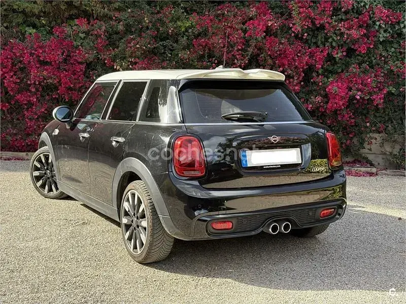 Usado Mini Cooper S 192 CV (141 kW) 2018 Negro Utilitario