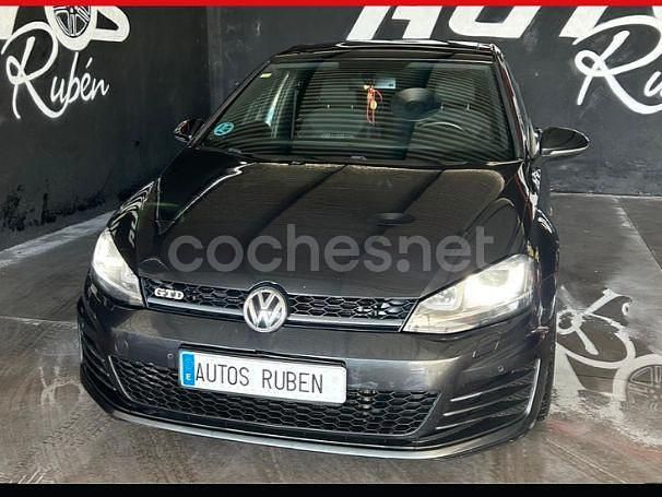 Gris / plata Usado 2015 VW Golf GTD Berlina | 13.990 € (Buen precio) - Imagen 1/4