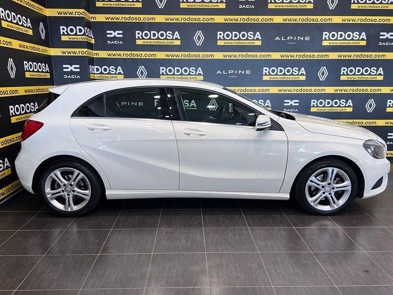 Usado Mercedes A200 Urban 136 CV (100 kW) 2015 Blanco Berlina