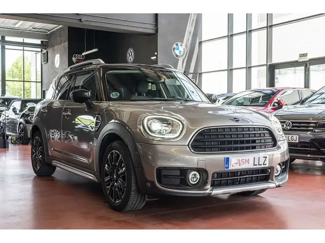 Używany Mini Cooper D Countryman 150 KM (110 kW) 2020 Srebrny SUV