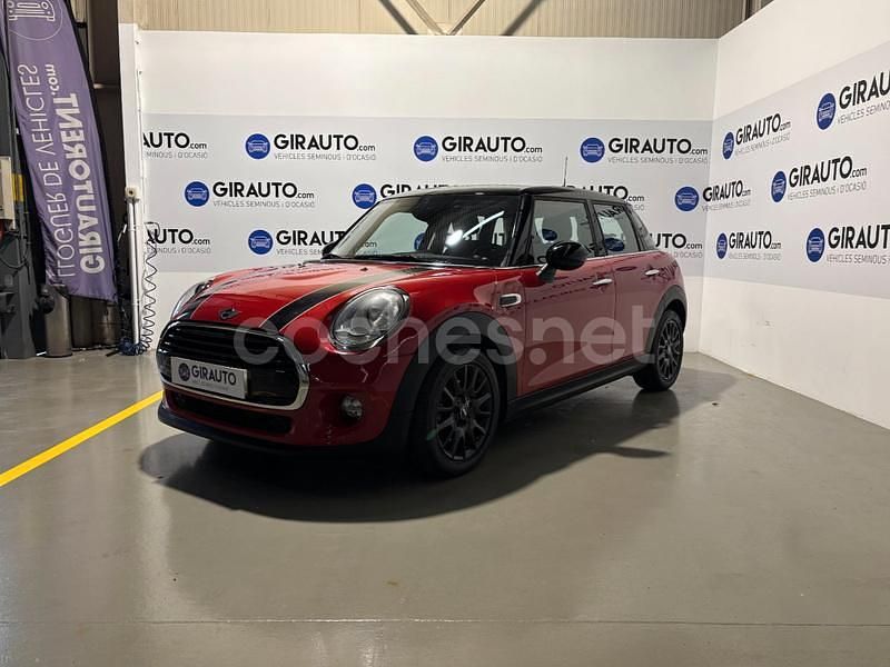 Usado Mini Cooper D 116 CV (85 kW) 2015 Rojo Utilitario