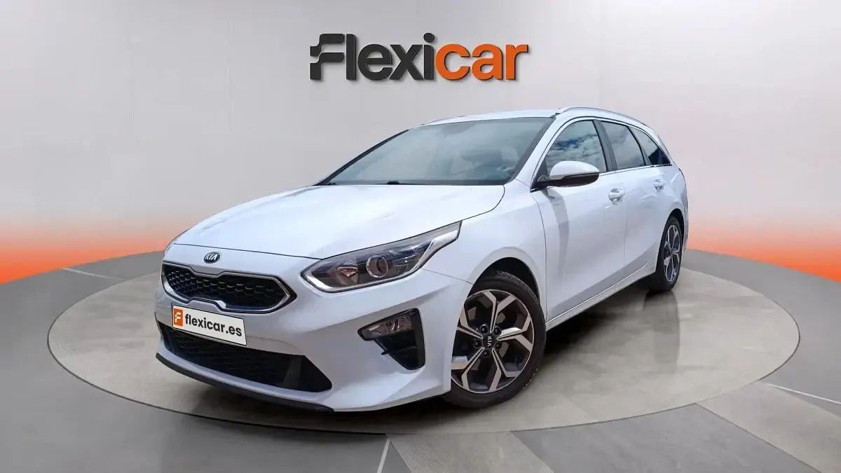 Usado Kia Ceed 136 CV (100 kW) 2020 Blanco Utilitario