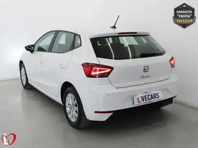 Usado Seat Ibiza Style 110 CV (80 kW) 2023 Blanco Utilitario