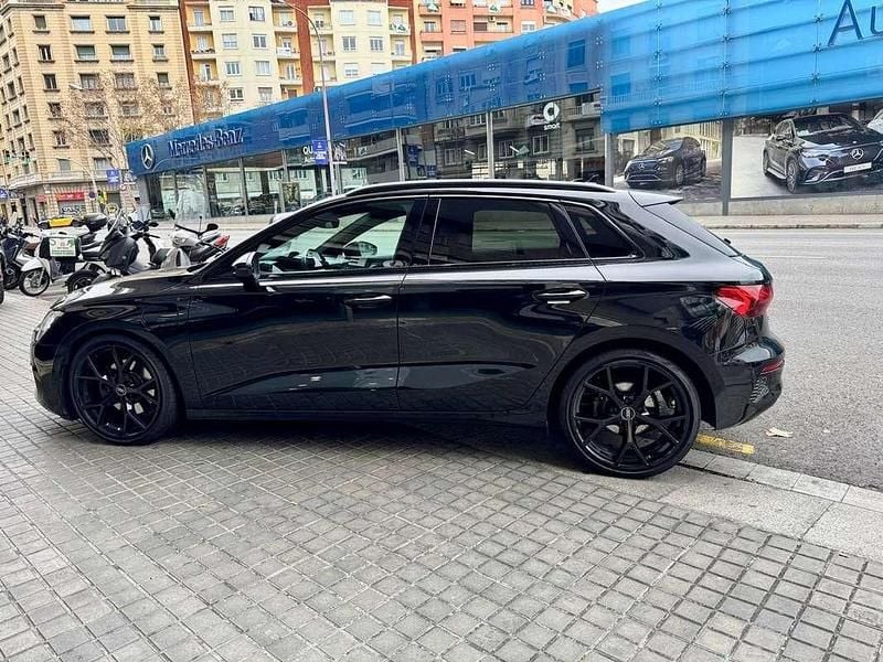 Negro Usado 2021 Audi A3 S-Line Berlina | 29.900 € (Caro) - Imagen 1/4