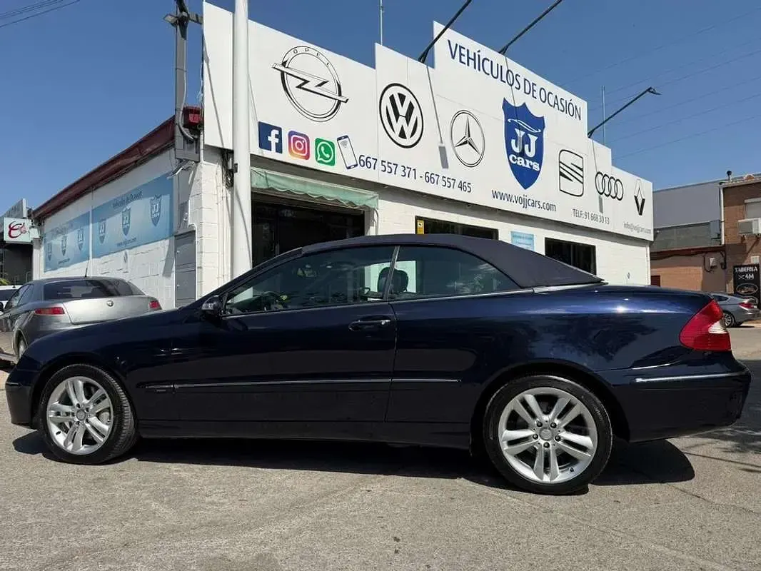Usado Mercedes CLK200 Avantgarde 224 CV (164 kW) 2009 Azul Coupe