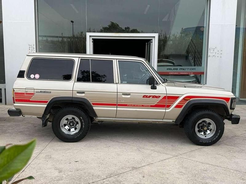 Beige Usado 1988 Toyota Land Cruiser SUV | 49.999 € - Imagen 1/4
