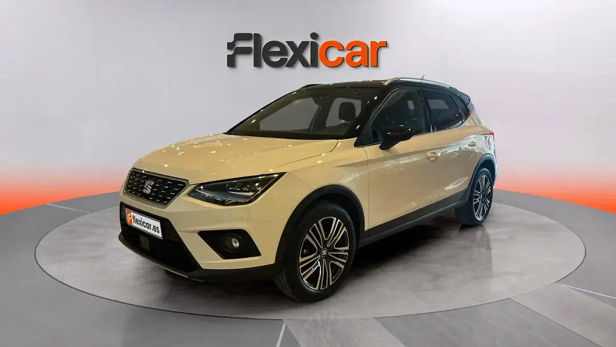 Usado Seat Arona Ecomotive 95 CV (69 kW) 2018 Blanco SUV