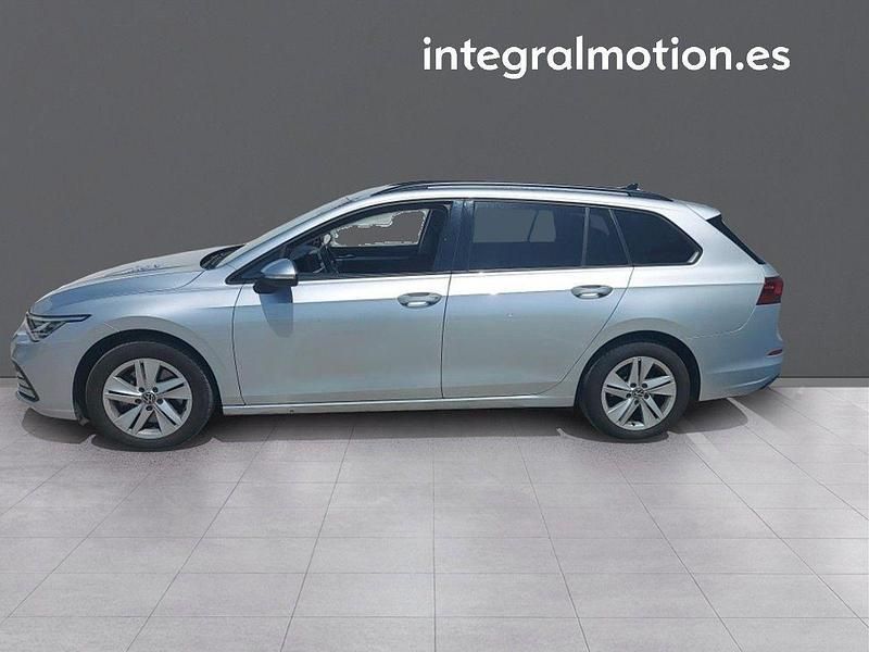 Usado VW Golf VIII 115 CV (84 kW) 2022 Gris Familiar