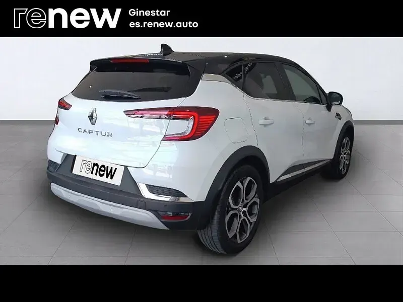 Usado Renault Captur Zen 145 CV (106 kW) 2022 Blanco SUV