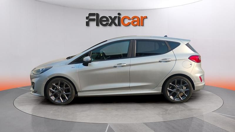 Usado Ford Fiesta Trend+ 125 CV (91 kW) 2022 Gris Utilitario