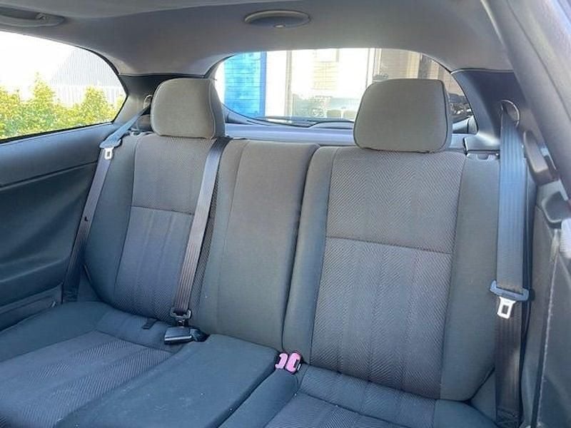 Usado Alfa Romeo 147 Distinctive 115 CV (84 kW) 2004 Gris / plata Utilitario