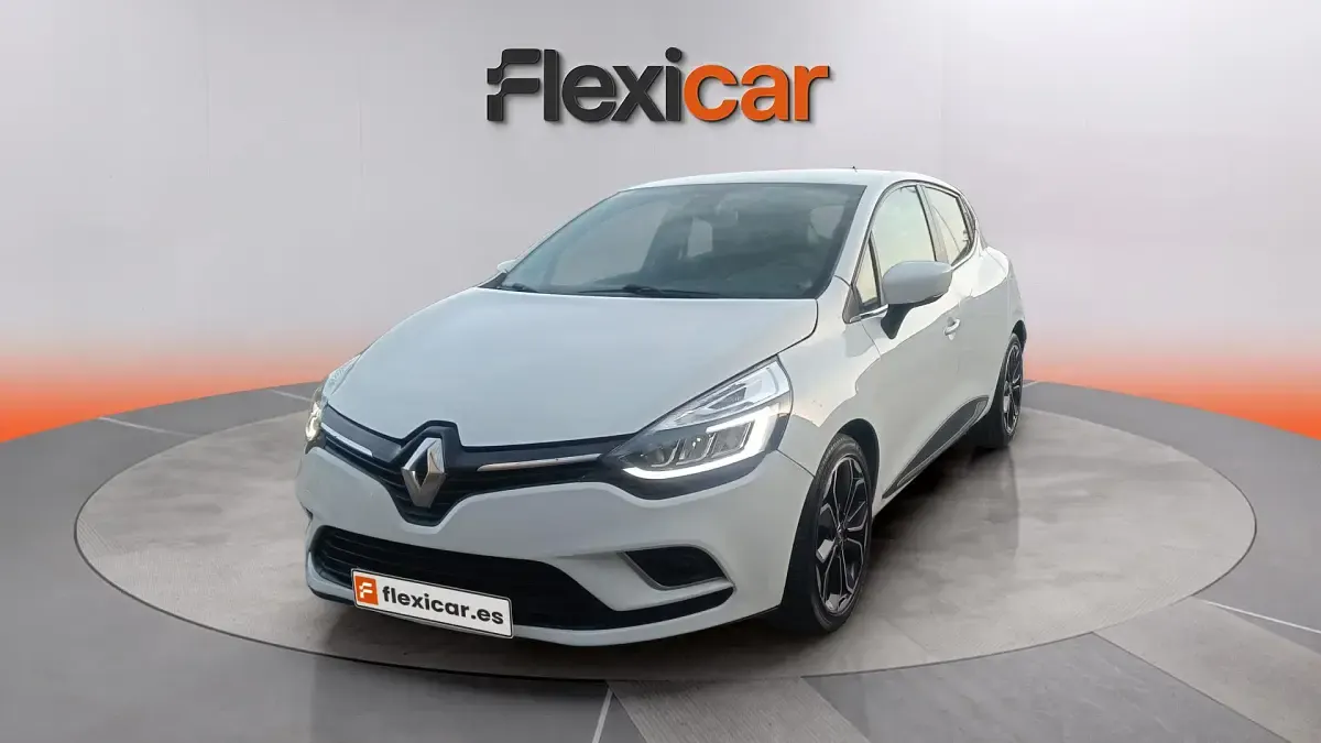 Usado Renault Clio IV Zen 90 CV (66 kW) 2019 Blanco Berlina