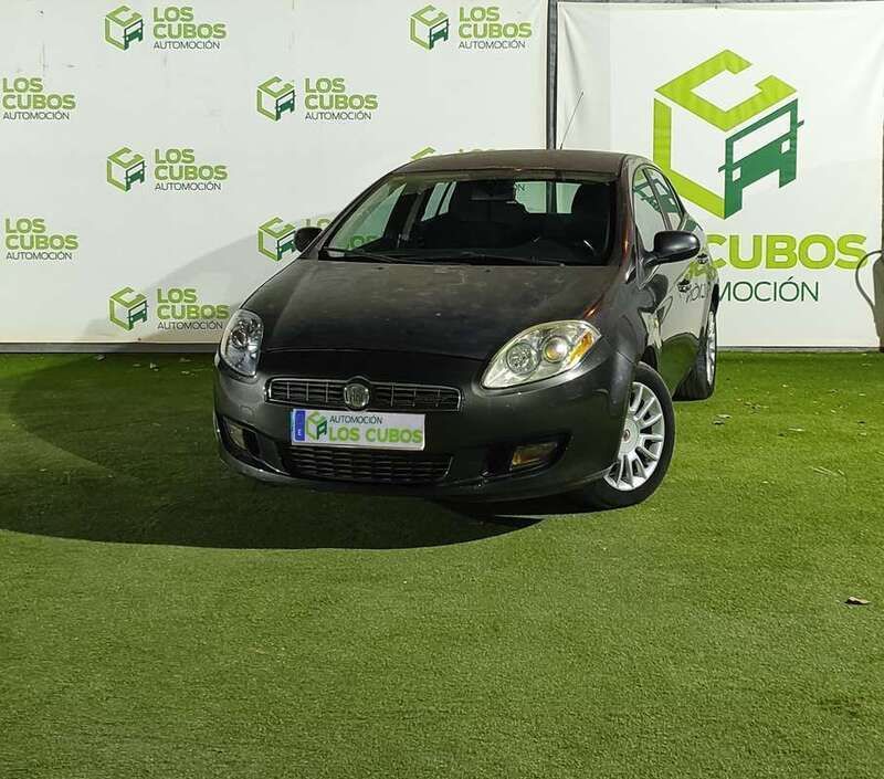 Gris Usado 2007 Fiat Bravo Active Utilitario | 3799 € (Precio justo) - Imagen 1/4