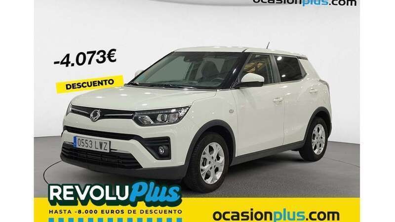 Plateado Usado 2022 Ssangyong Tivoli SUV | 13.727 € (Buen precio) - Imagen 1/4