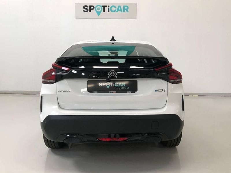 Usado Citroën e-C4 100 kW (136 CV) 2024 Blanco Utilitario