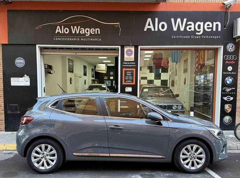 Usado Renault Clio V RS Line 91 CV (66 kW) 2021 Gris Utilitario