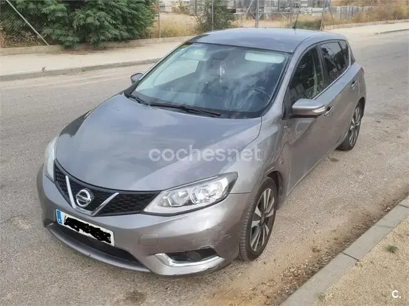 Usado Nissan Pulsar Tekna 110 CV (80 kW) 2015 Gris / plata Utilitario