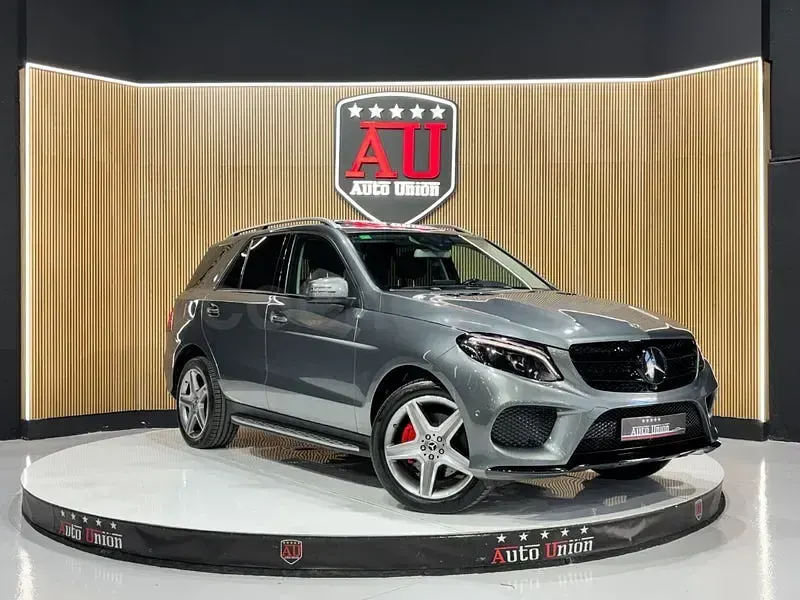 Usado Mercedes GLE350 258 CV (189 kW) 2018 Gris / plata SUV