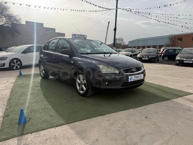 Usado Ford Focus Trend 115 CV (84 kW) 2006 Azul Berlina