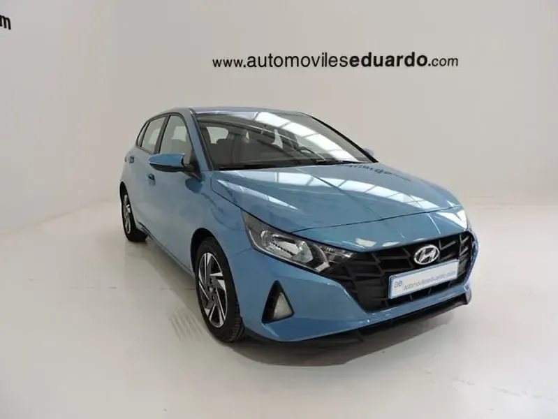 Usado Hyundai i20 84 CV (61 kW) 2022 Azul Utilitario
