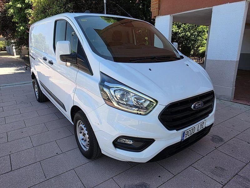 Usado Ford Transit Custom Trend 130 CV (95 kW) 2022 Blanco Berlina