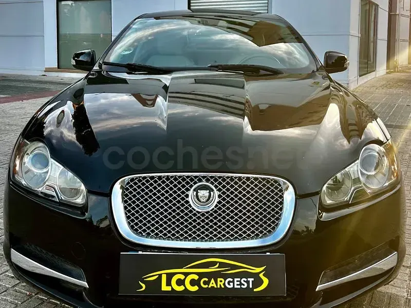 Usado Jaguar XF Luxury 207 CV (152 kW) 2009 Negro Berlina
