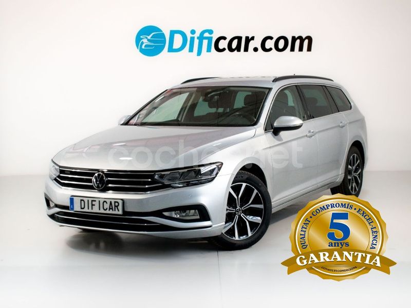Gris Usado 2020 VW Passat Executive Familiar | 28.490 € - Imagen 1/4