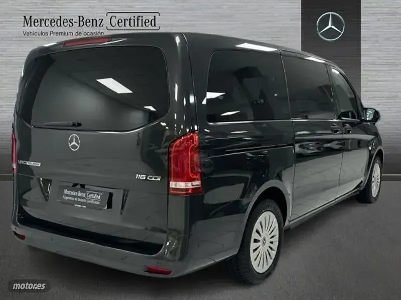 Usado Mercedes Vito 163 CV (119 kW) 2023 Gris Van