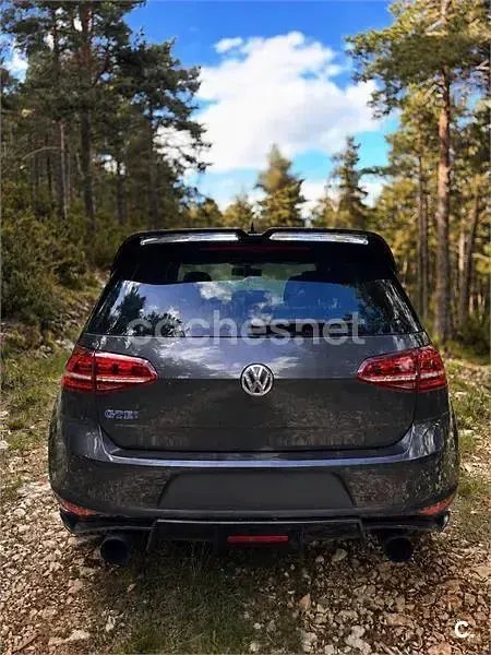 Usado VW Golf VII GTE 204 CV (150 kW) 2015 Gris / plata Berlina