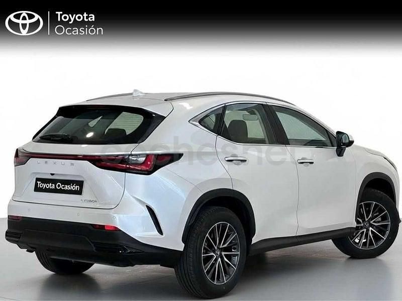 Usado Lexus NX350h 242 CV (177 kW) 2024 Blanco SUV