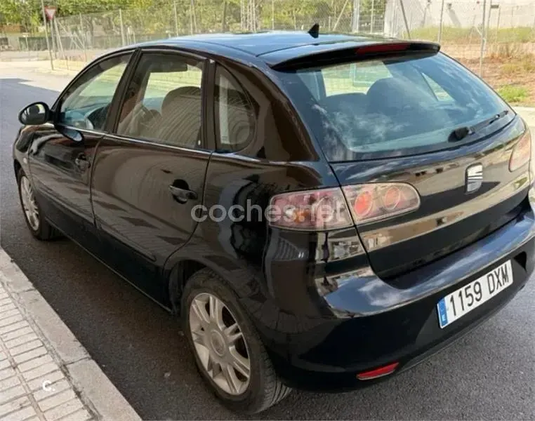 Begagnad Seat Ibiza Sport 75 HK (55 kW) 2006 Svart Halvkombi
