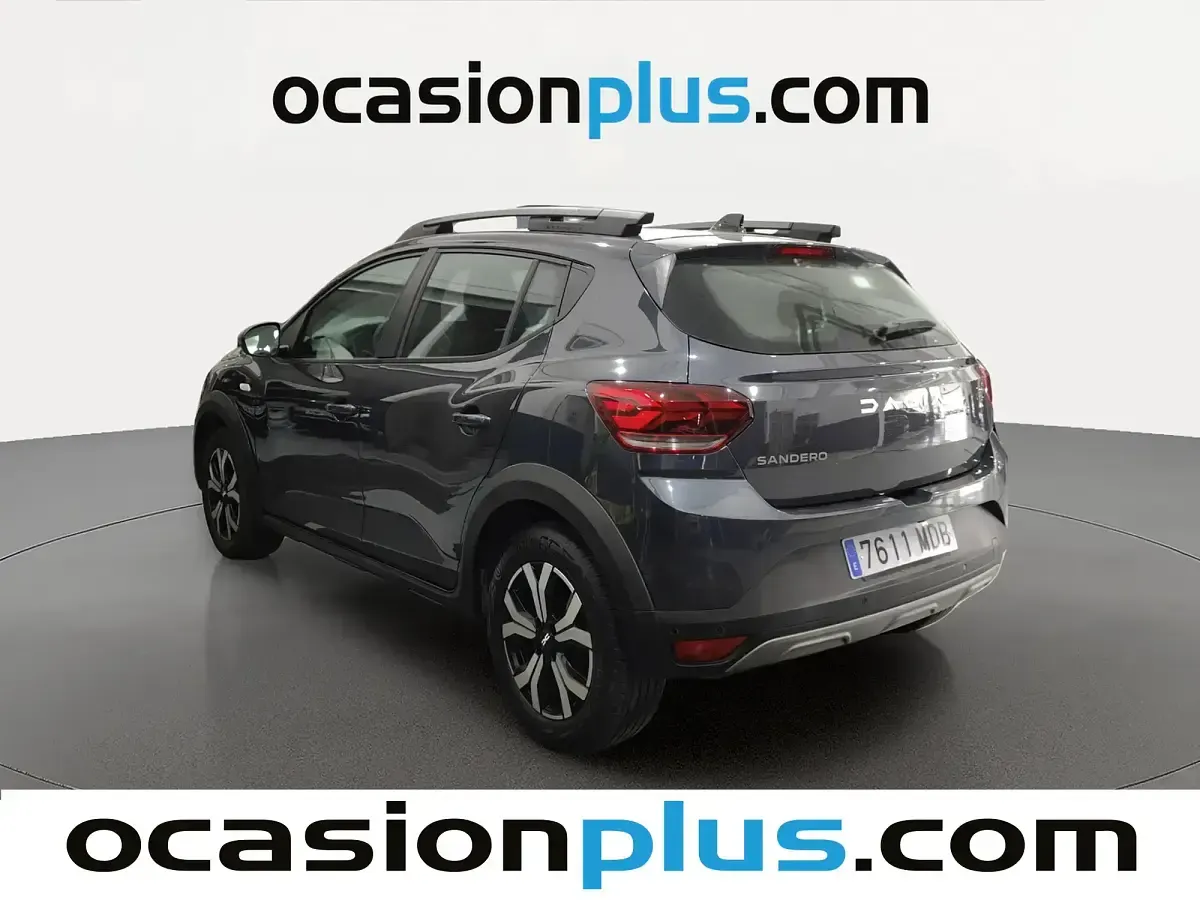 Usado Dacia Sandero Expression 91 CV (66 kW) 2022 Gris