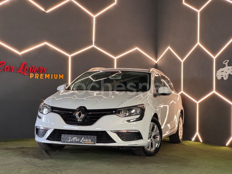 Usado Renault Mégane GrandTour LIMITED 95 CV (69 kW) 2019 Blanco Familiar
