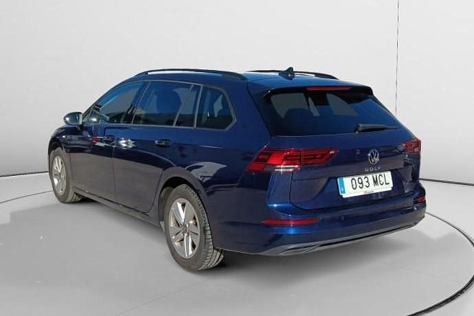 Usado VW Golf VIII Life 110 CV (80 kW) 2022