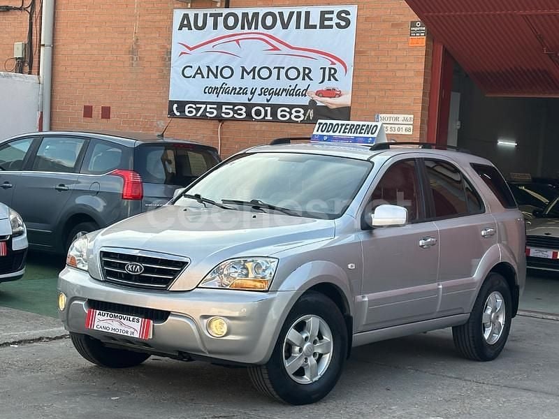 Gris / plata Usado 2009 Kia Sorento SUV | 7500 € (Precio justo) - Imagen 1/4