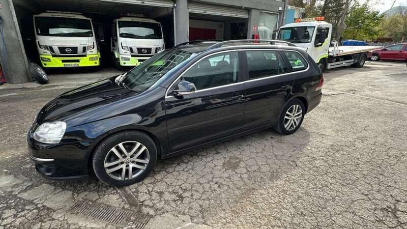 Negro Usado 2007 VW Golf V Advance Familiar | 5250 € (Un poco caro) - Imagen 1/4