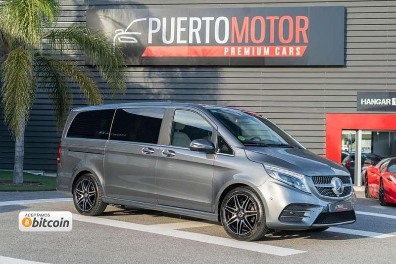 Usado Mercedes V300 Avantgarde 239 CV (175 kW) 2022 Gris / plata Monovolumen
