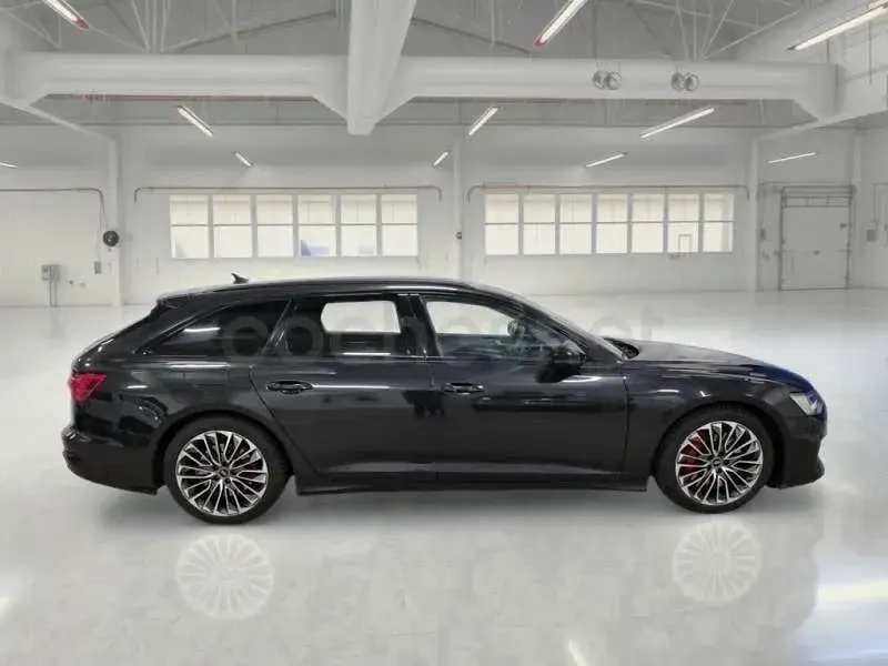 Usado Audi A6 Competition 367 CV (269 kW) 2021 Negro Familiar