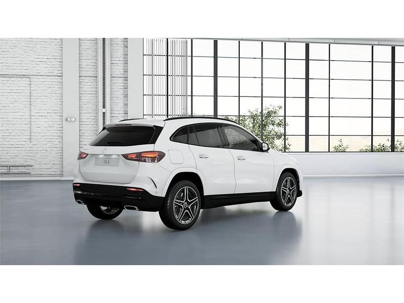 Usado Mercedes GLA250 218 CV (160 kW) 2024 Blanco polar SUV
