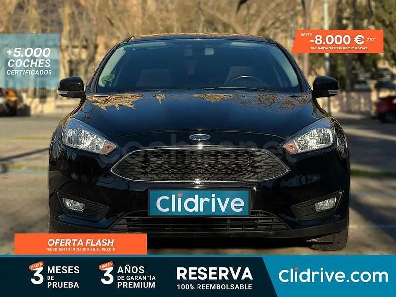Usado Ford Focus Business Edition 125 CV (91 kW) 2017 Negro Familiar