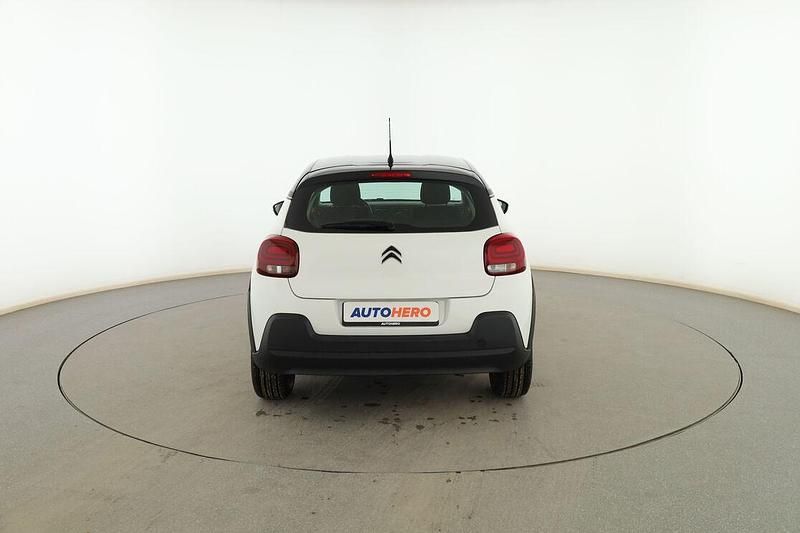 Begagnad Citroën C3 Feel 110 HK (80 kW) 2017 Vit Sedan