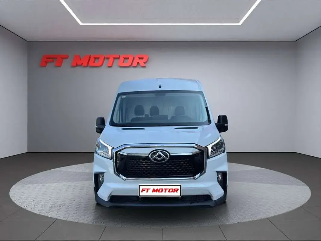 Usado Maxus V90 204 CV (150 kW) 2023 Blanco Van