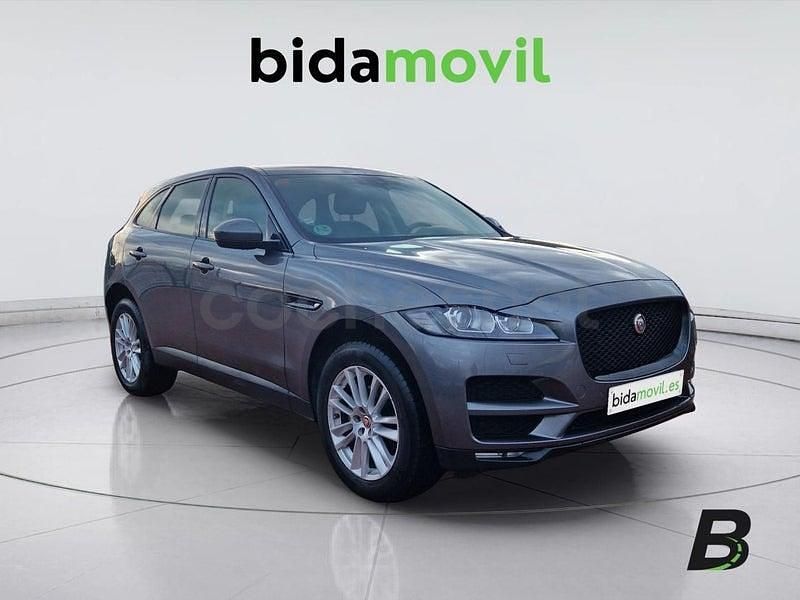 Usado Jaguar F-Pace Prestige 180 CV (132 kW) 2018 Gris / plata SUV