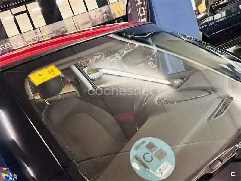 Usado Mini ONE 98 CV (72 kW) 2014 Rojo Utilitario