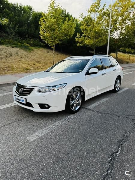 Blanco Usado 2012 Honda Accord Lifestyle Familiar | 8900 € (Precio justo) - Imagen 1/4