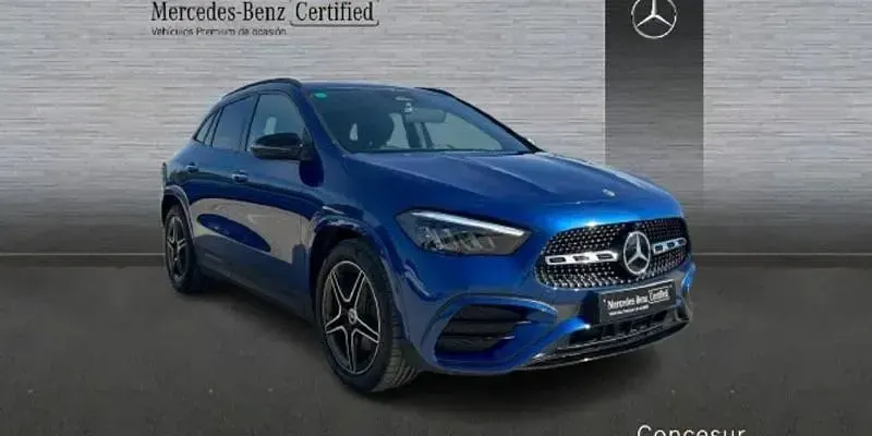 Usado Mercedes GLA200 150 CV (110 kW) 2025 Azul SUV