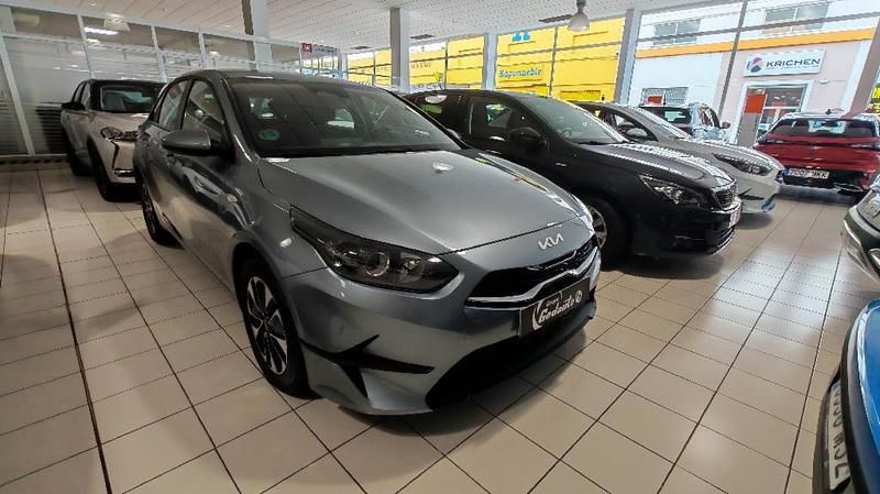 Usado Kia Ceed 100 CV (73 kW) 2025 Otro Utilitario