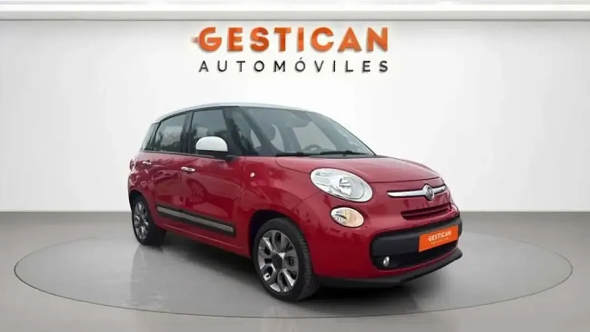 Usado Fiat 500L Living 120 CV (88 kW) 2017 Rojo Monovolumen