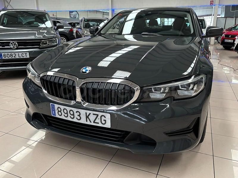 Usado BMW 318 150 CV (110 kW) 2019 Gris / plata Berlina
